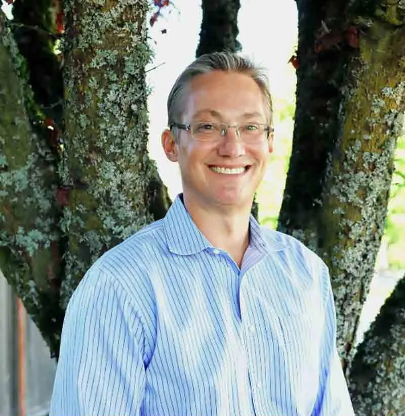 Dr. Brian Berg, DDS